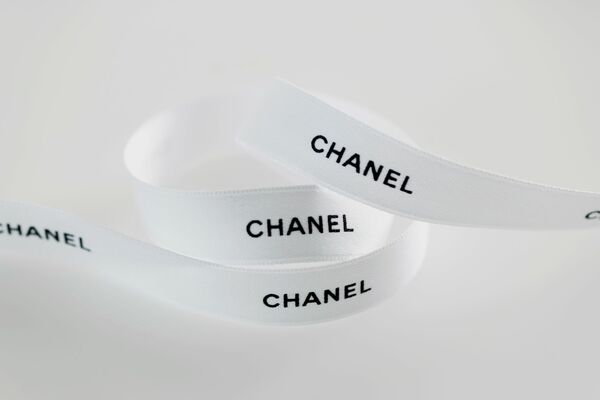 Chanel ribbon 19711743_44125681_600.jpg main image 3